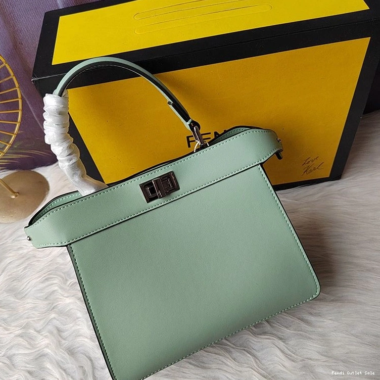 Cheap Green Leather Petite Nappa In Peekaboo ISeeU Fendi Bag 0821